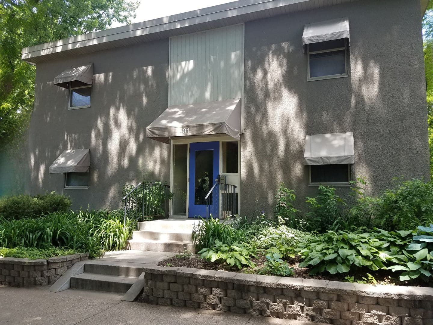 Saint Paul Apartment: 501 Ashland Ave