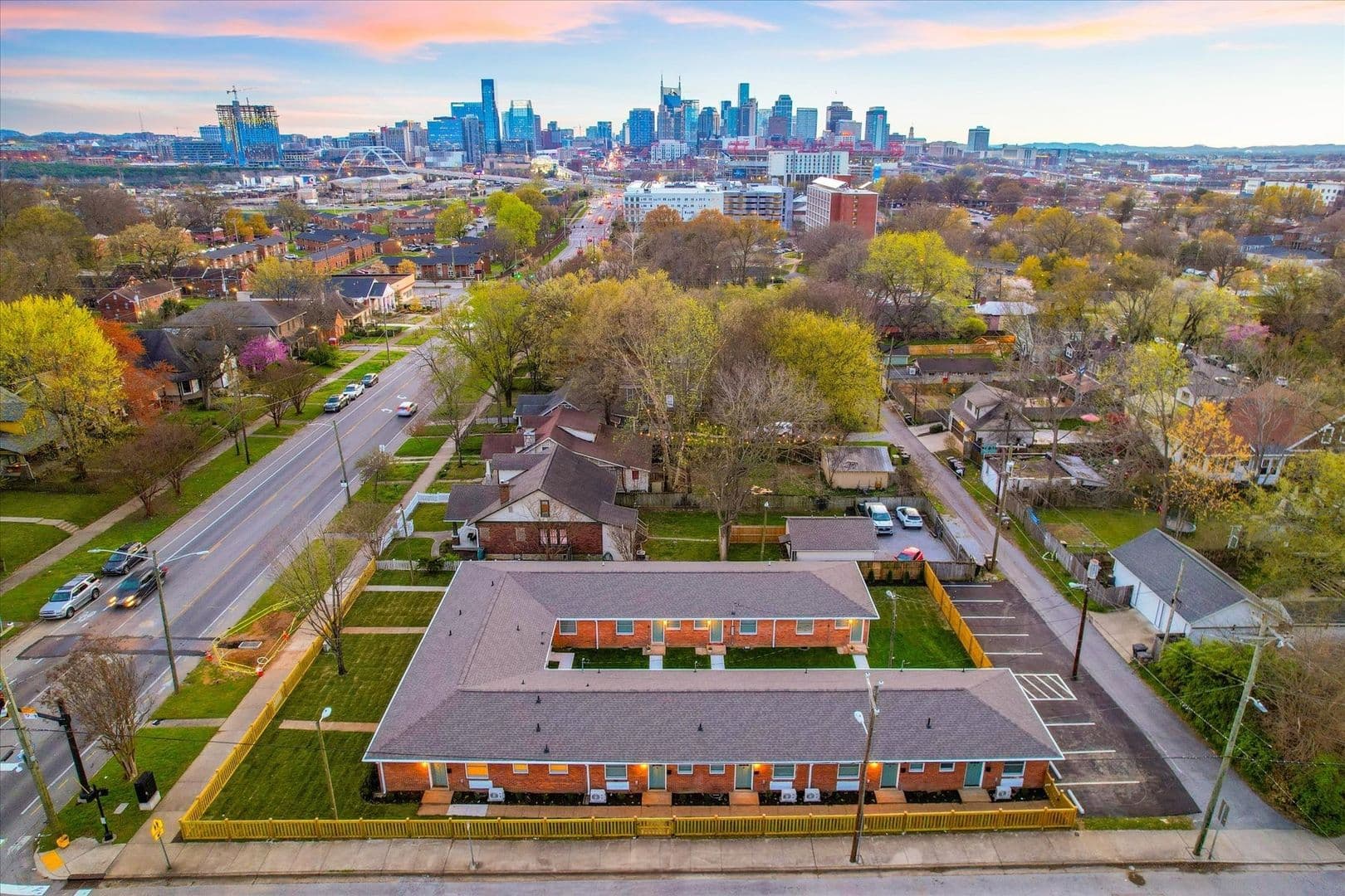 Nashville House: 627 Shelby Avenue