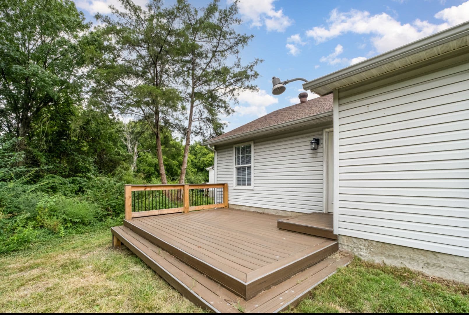 Nashville House: 120 Minnette Court
