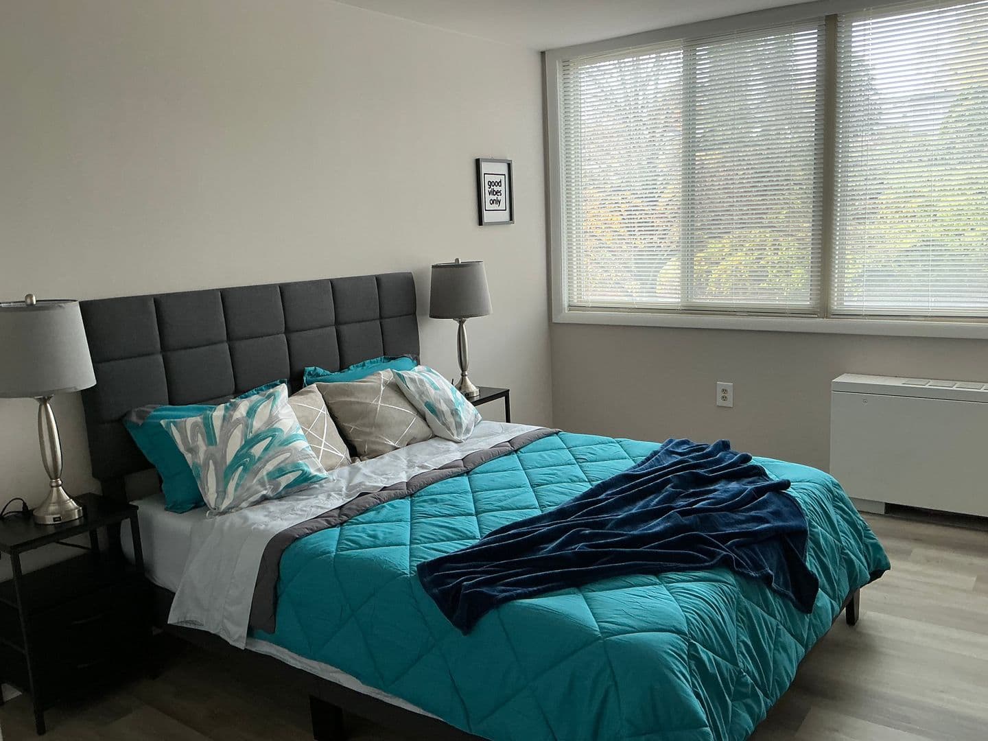 Oxon Hill Apartment: 7911 Indian Head Highway