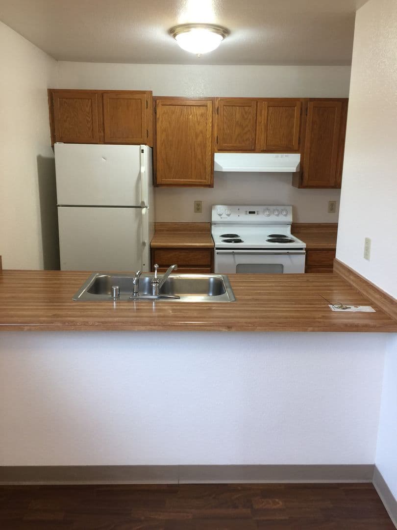 Anchorage Townhome: 1931 Martha's Vineyard Cir #3