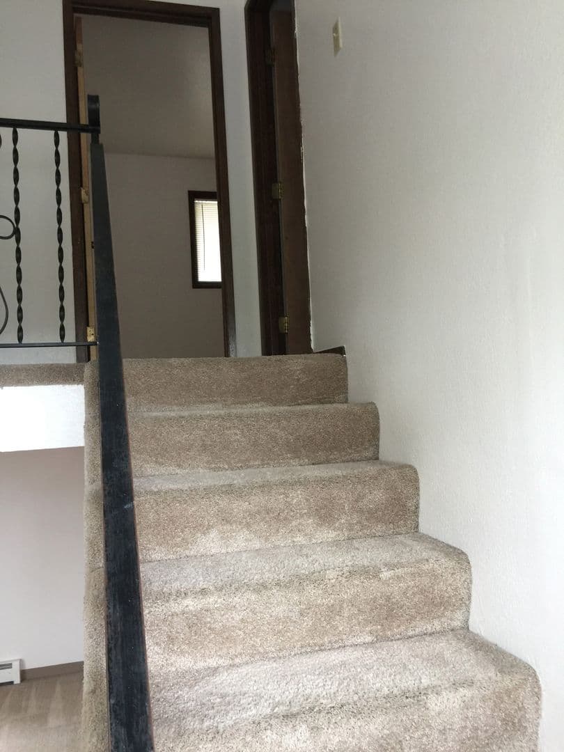 Anchorage Townhome: 1910 Martha's Vineyard Cir #1