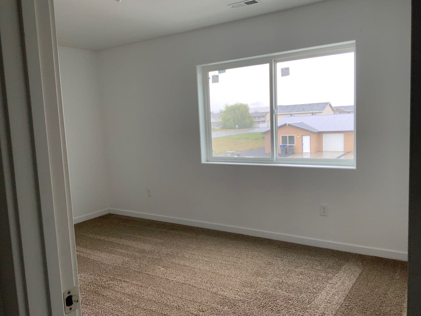Quincy Townhome: 306 F St NE