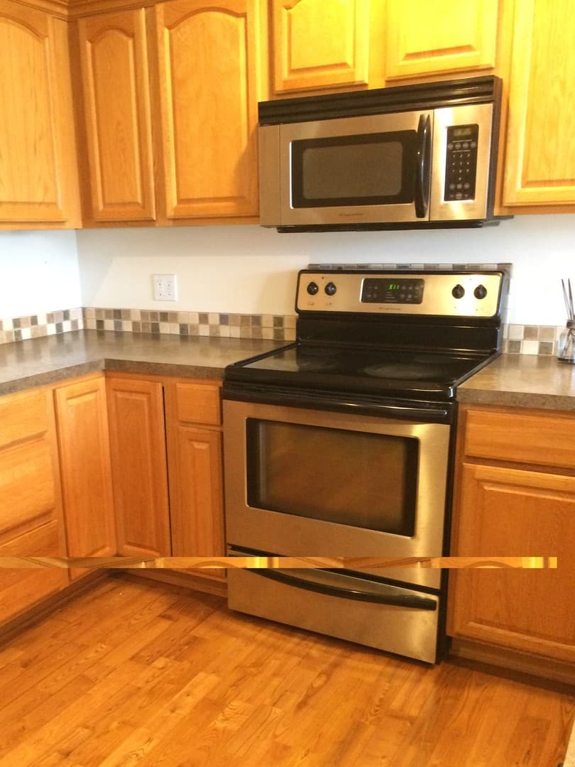 Pullman House: 272 SW Sanna Court