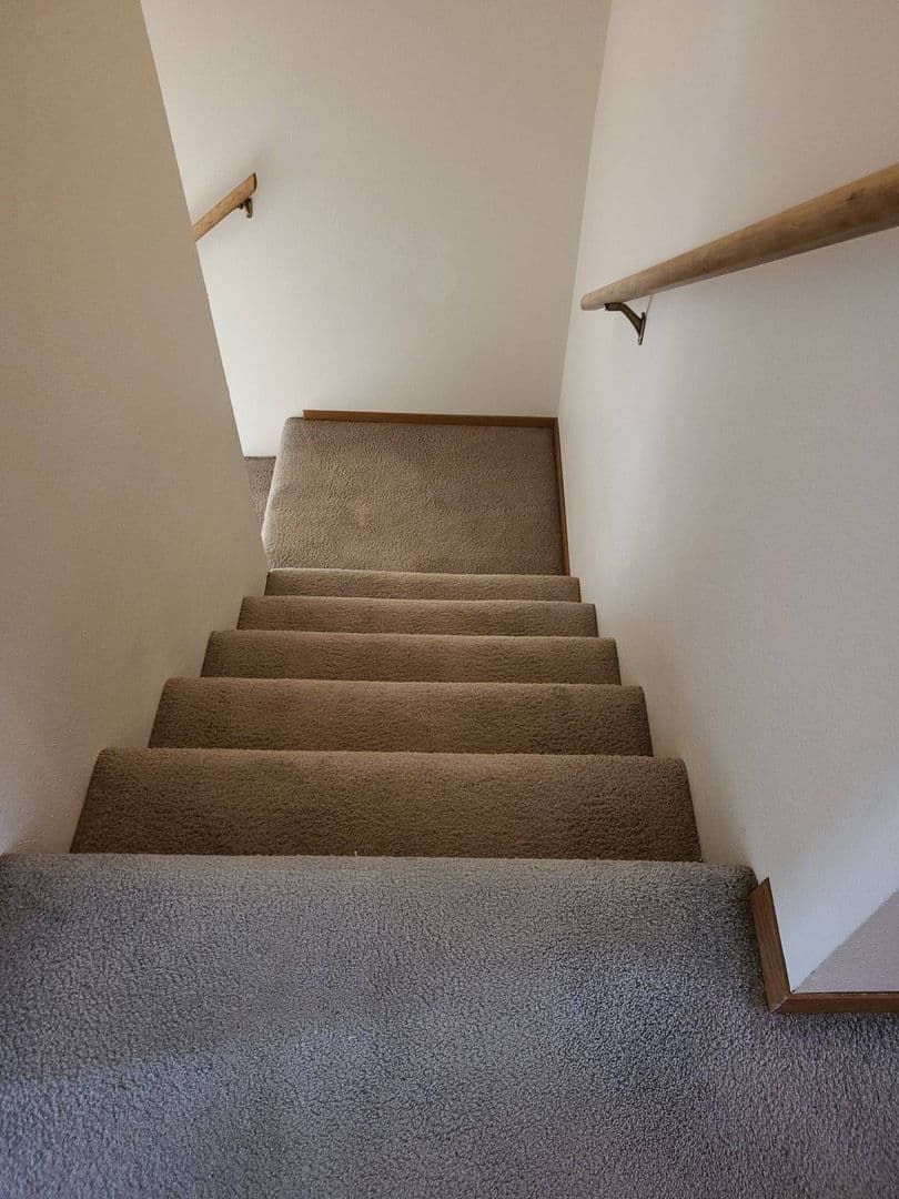 Moses Lake Apartment: 1301-1303 Shaker Pl
