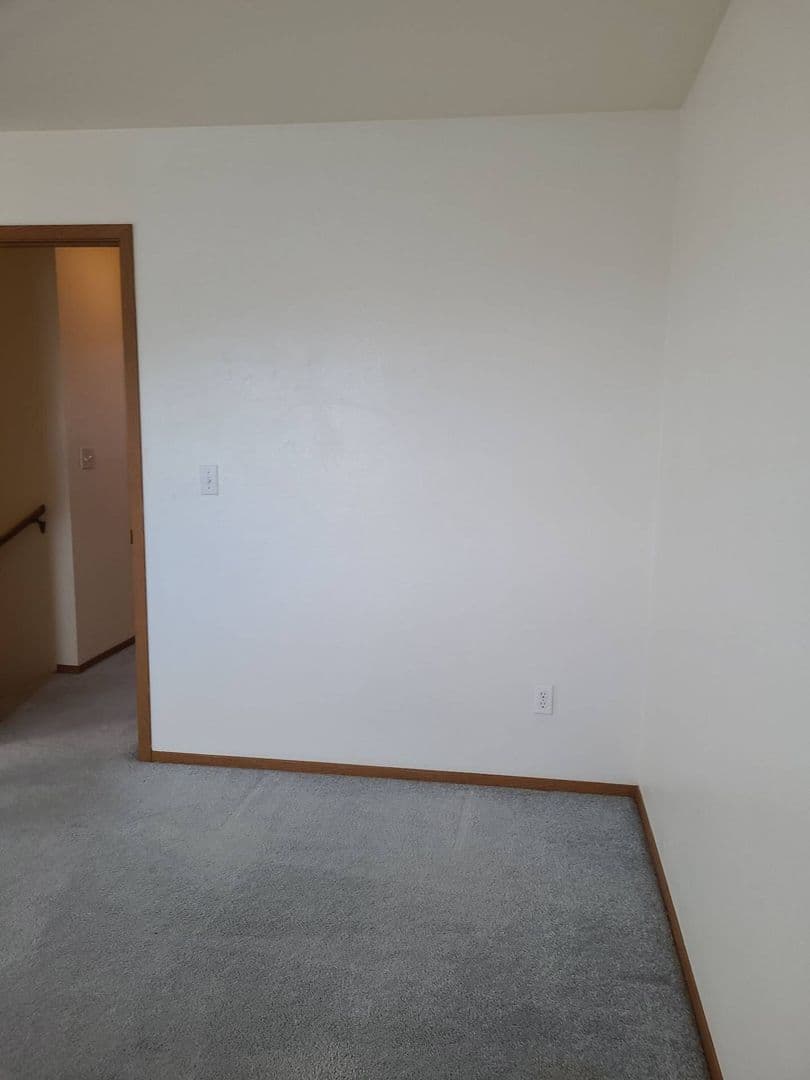 Moses Lake Apartment: 1301-1303 Shaker Pl