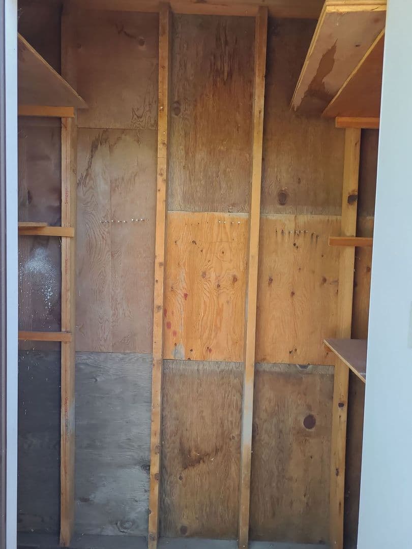 Moses Lake Apartment: 505 W Crest Dr