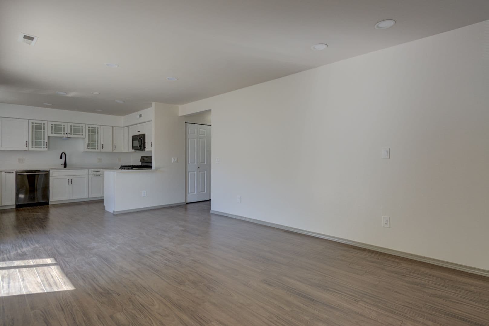 Oak Harbor Condo: 30875 SR 20 H101