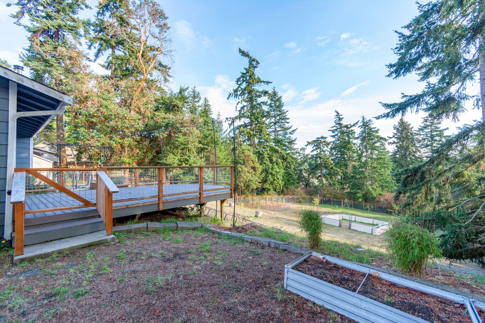 Coupeville House: 1054 NE Pennington Lp