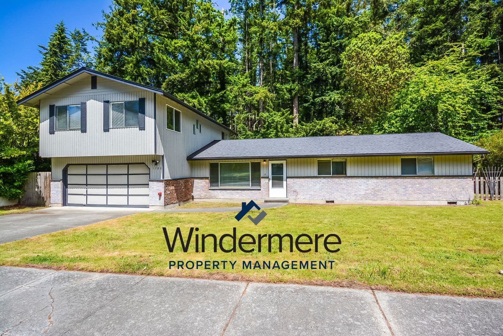 Oak Harbor House: 1792 NE Sumner Dr