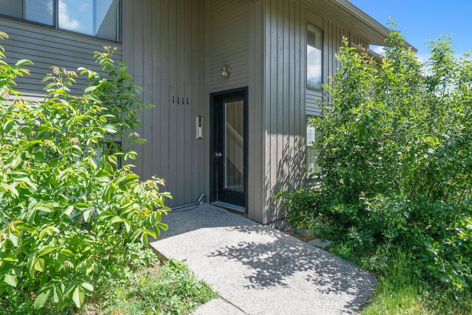 Spokane Apartment: 1111 E 8th