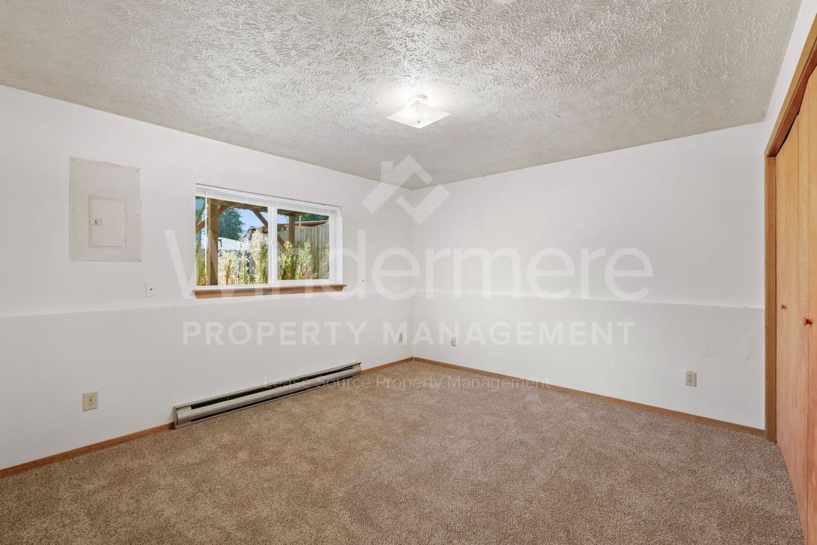 Spokane Apartment: 1424 E Wabash