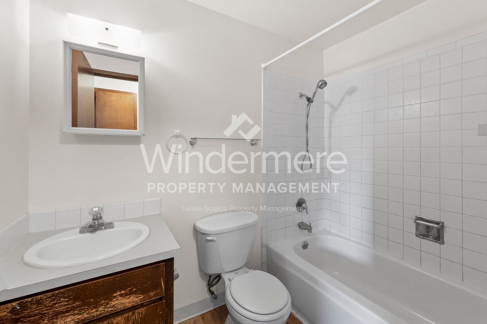 Spokane Valley Apartment: 3005 S. Whipple Rd