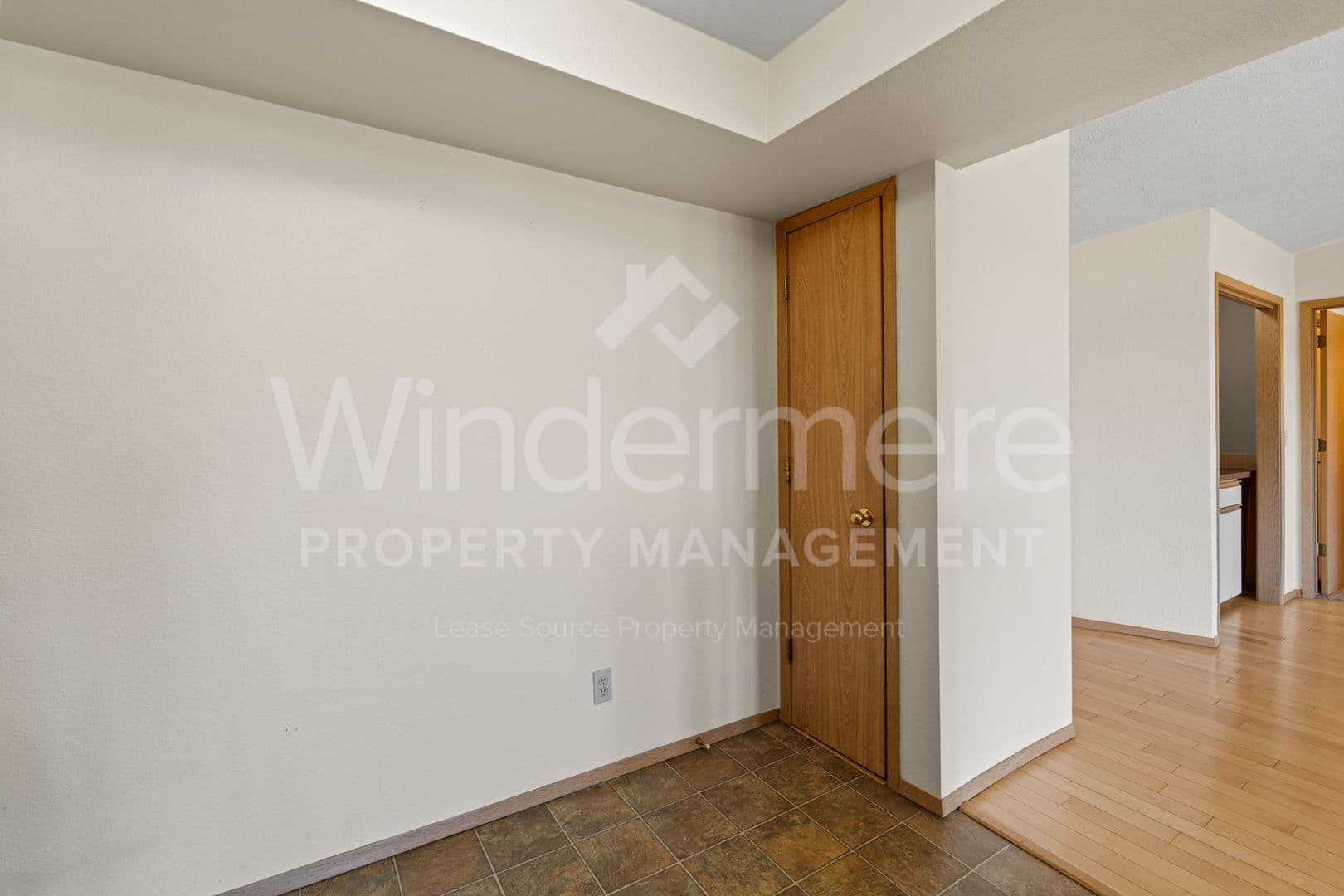 Spokane House: 168 S Coeur d'Alene St