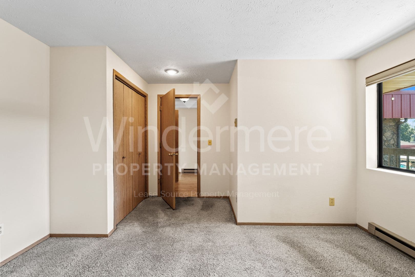 Spokane House: 168 S Coeur d'Alene St