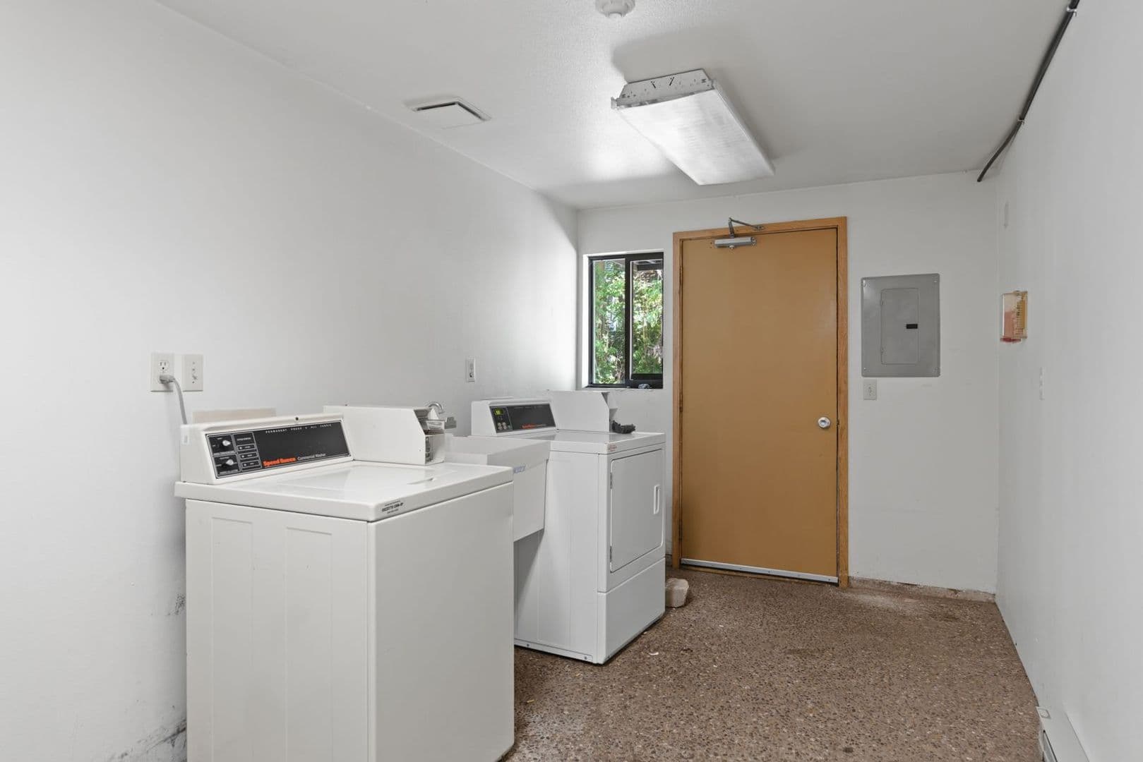 Spokane Apartment: 1111 E 8th