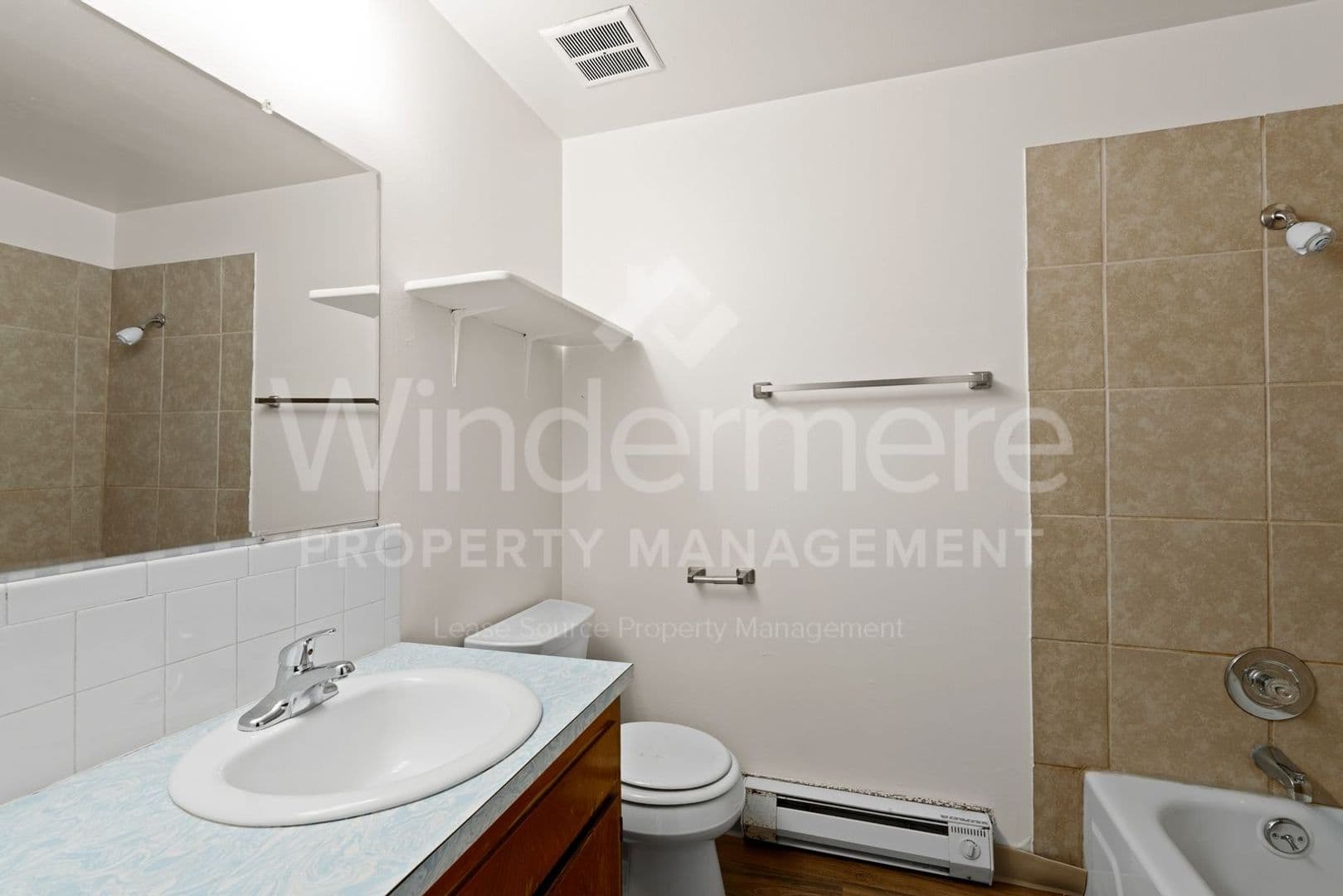 Spokane Apartment: 816 W Cleveland
