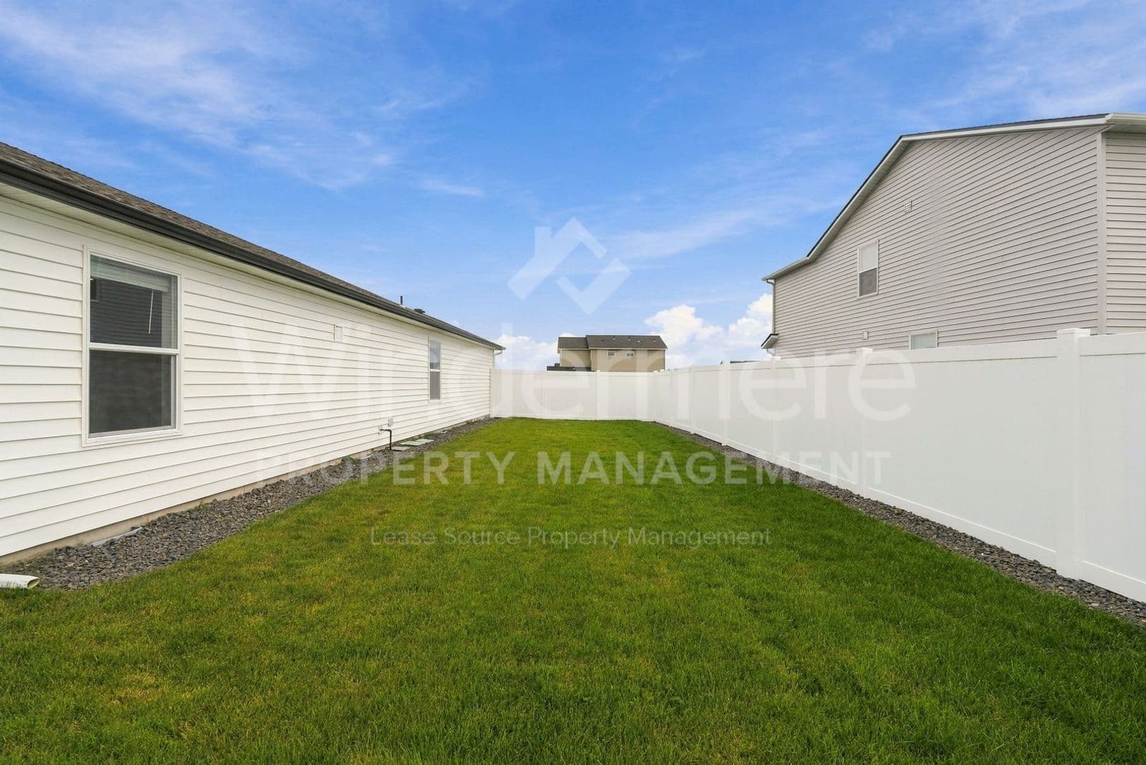 Deer Park House: 112 S Pippin Ave