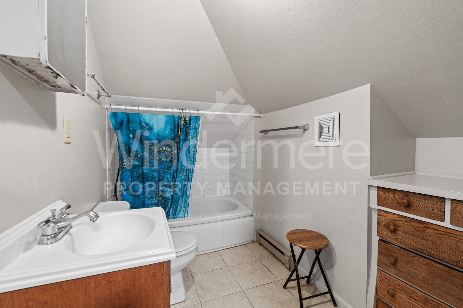 Spokane Apartment: 1321 W 11th Ave