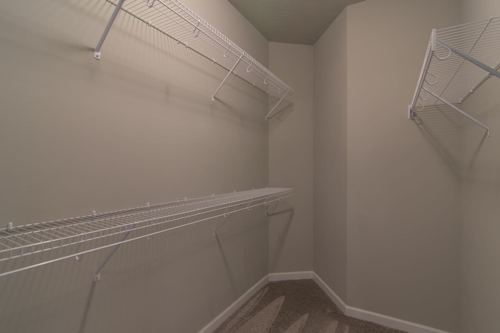 Spokane Valley Apartment: 402 N. Mayhew Ln