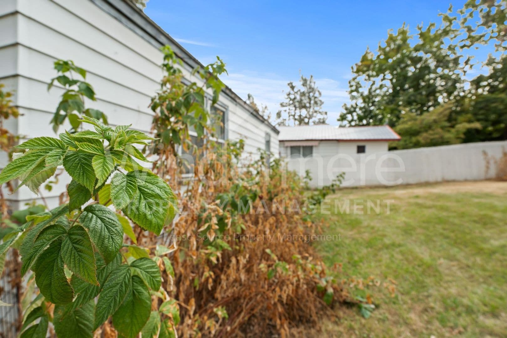 Spokane House: 3211 W North Loop