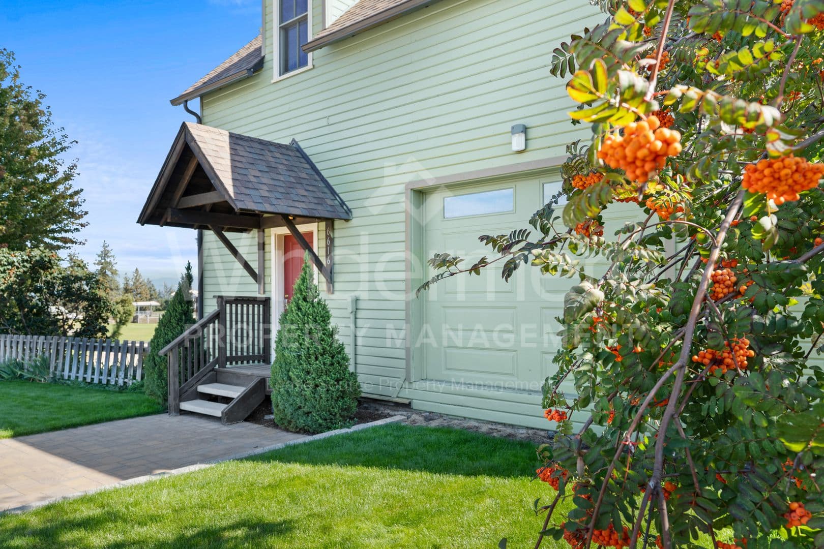 Spokane House: 6616 E Orchard Rd