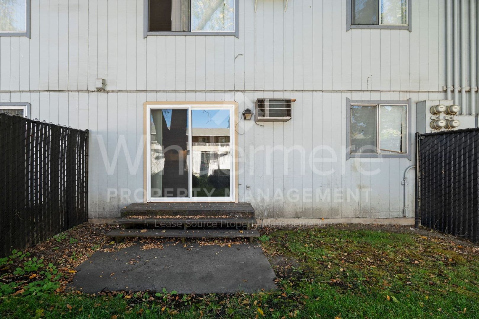Spokane Valley Apartment: 22 N Skipworth