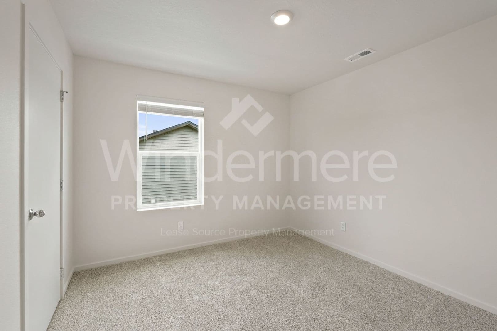 Deer Park House: 1524 E A St