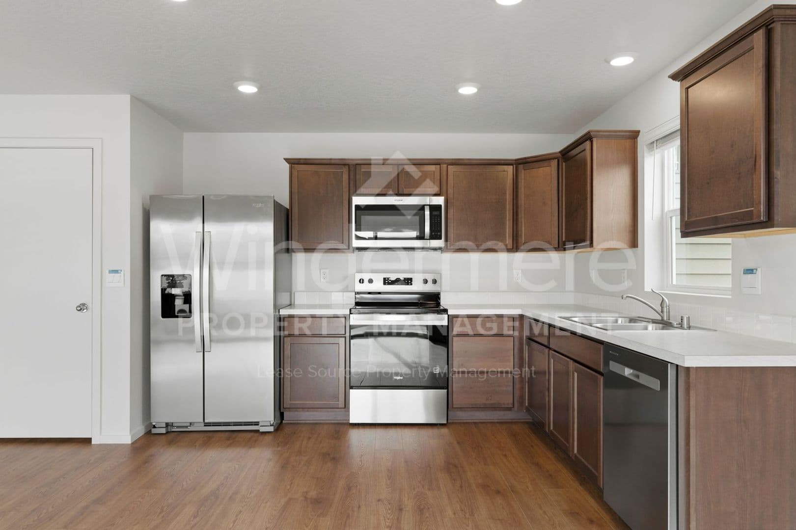 Deer Park House: 1574 E A St