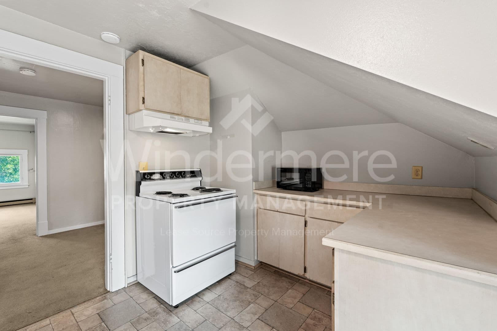 Spokane Apartment: 1321 W 11th Ave