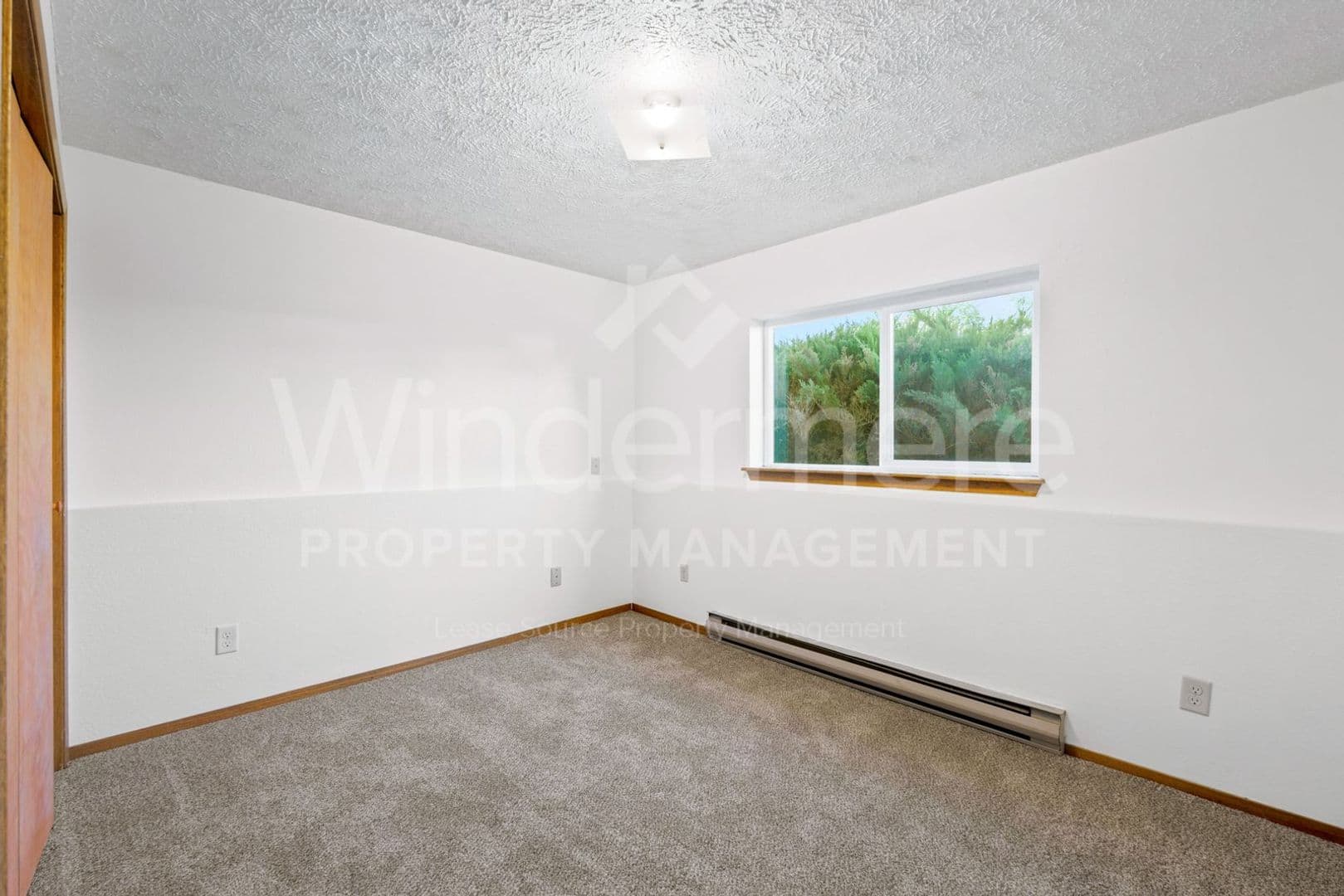 Spokane Apartment: 1424 E Wabash