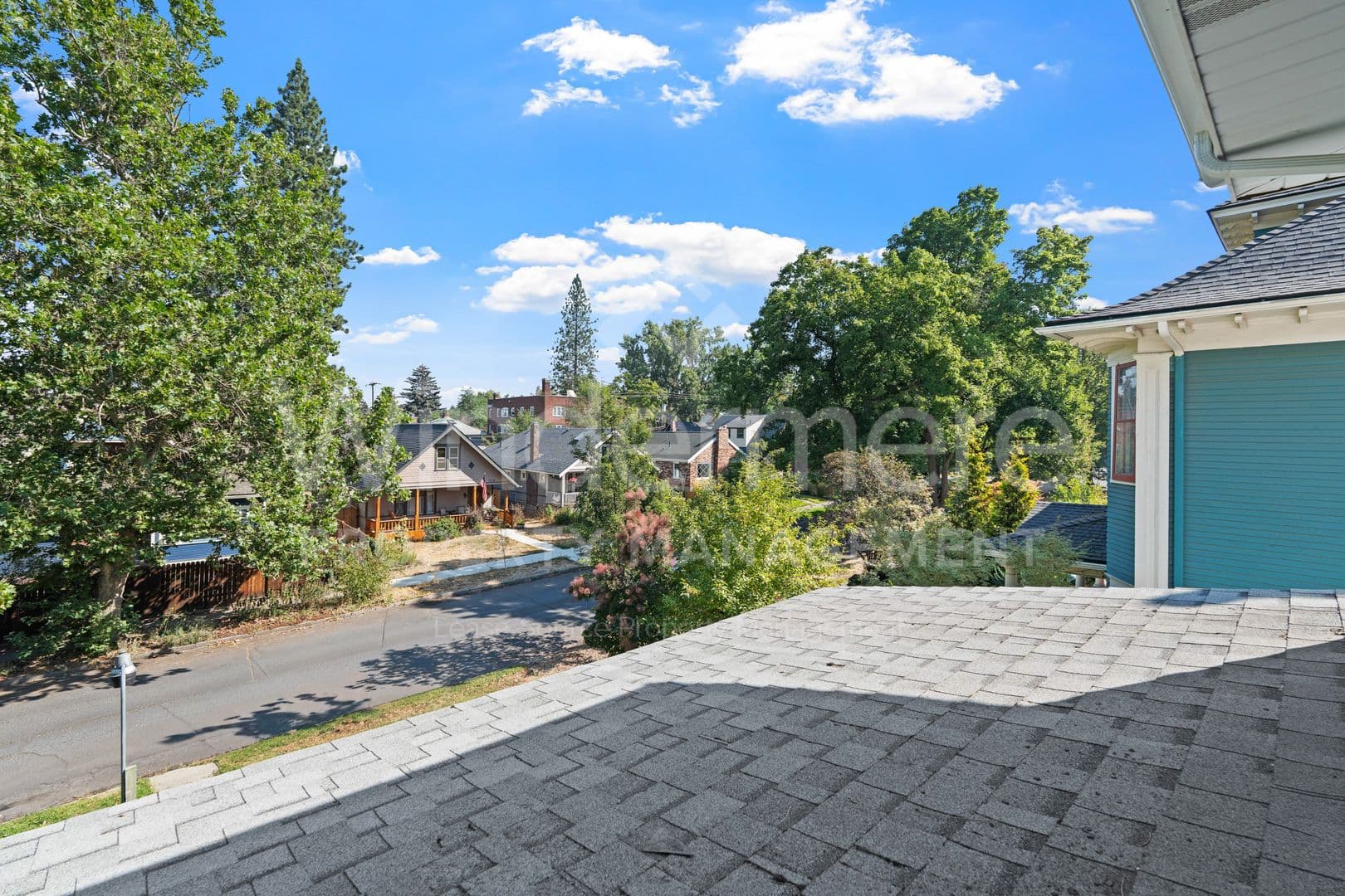 Spokane Apartment: 1321 W 11th Ave