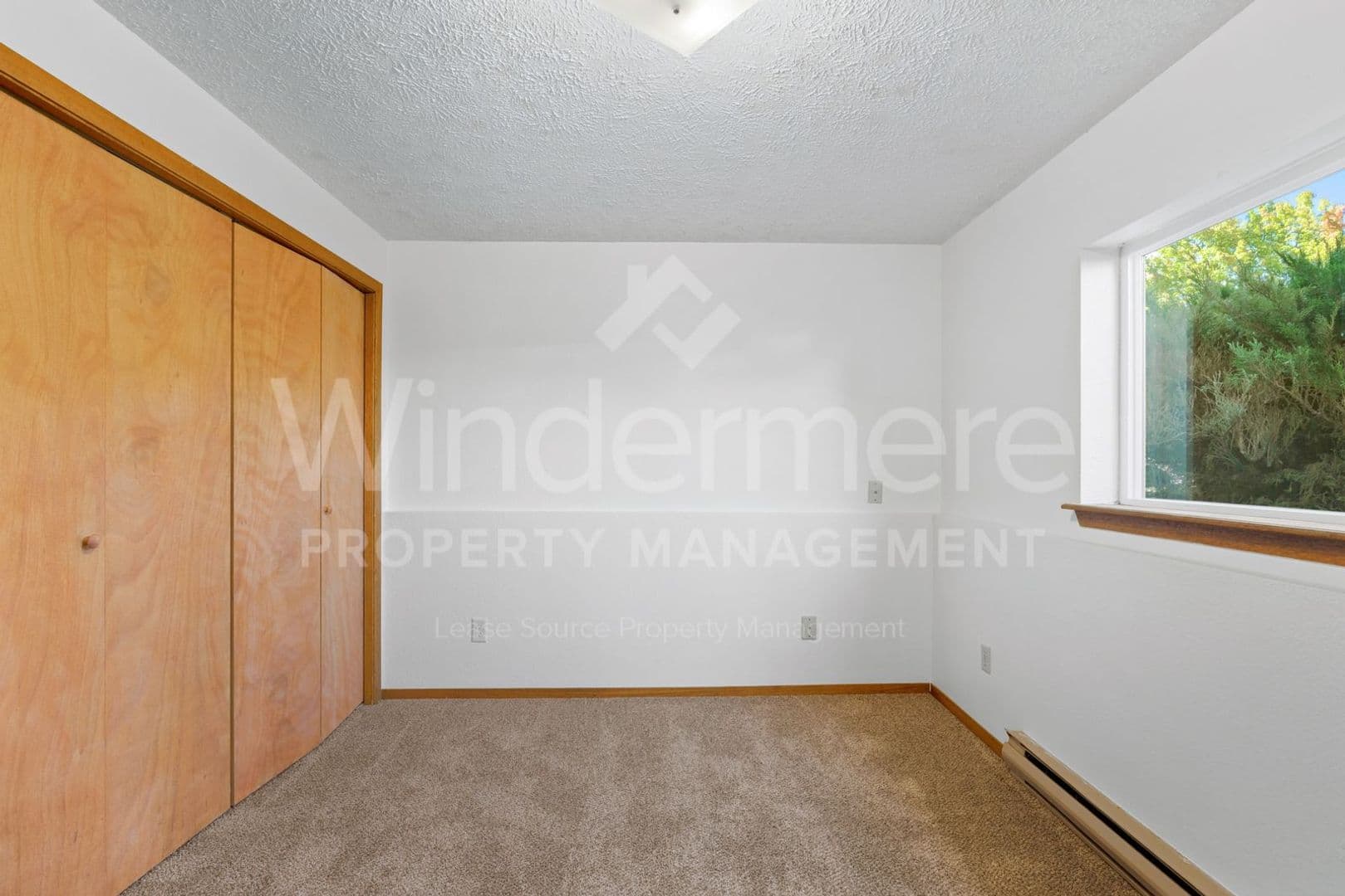 Spokane Apartment: 1424 E Wabash