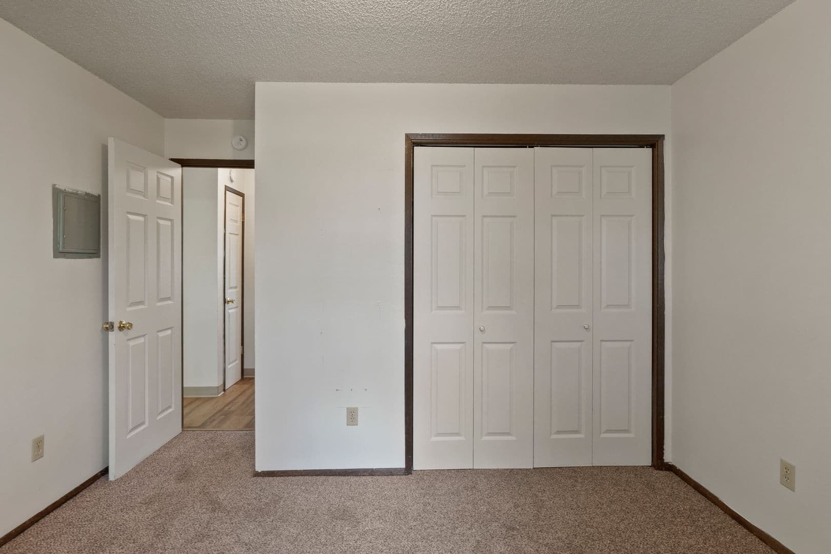 Spokane Valley Apartment: 22 N Skipworth