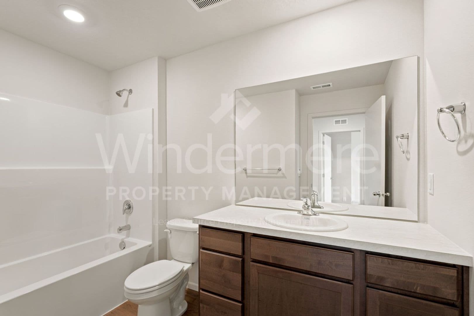 Deer Park House: 1524 E A St