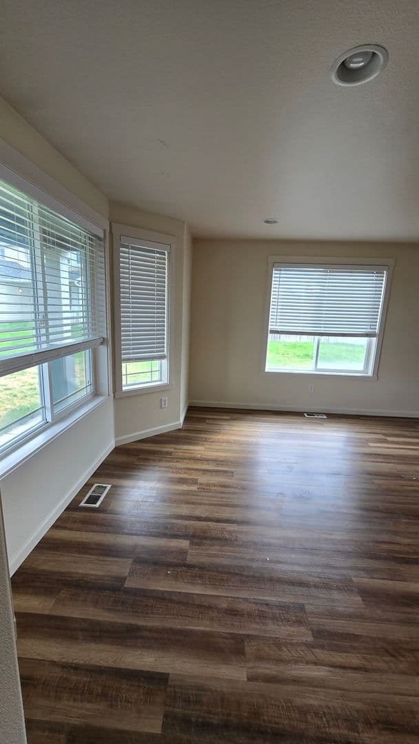 Airway Heights House: 340 S Dovetail Ct