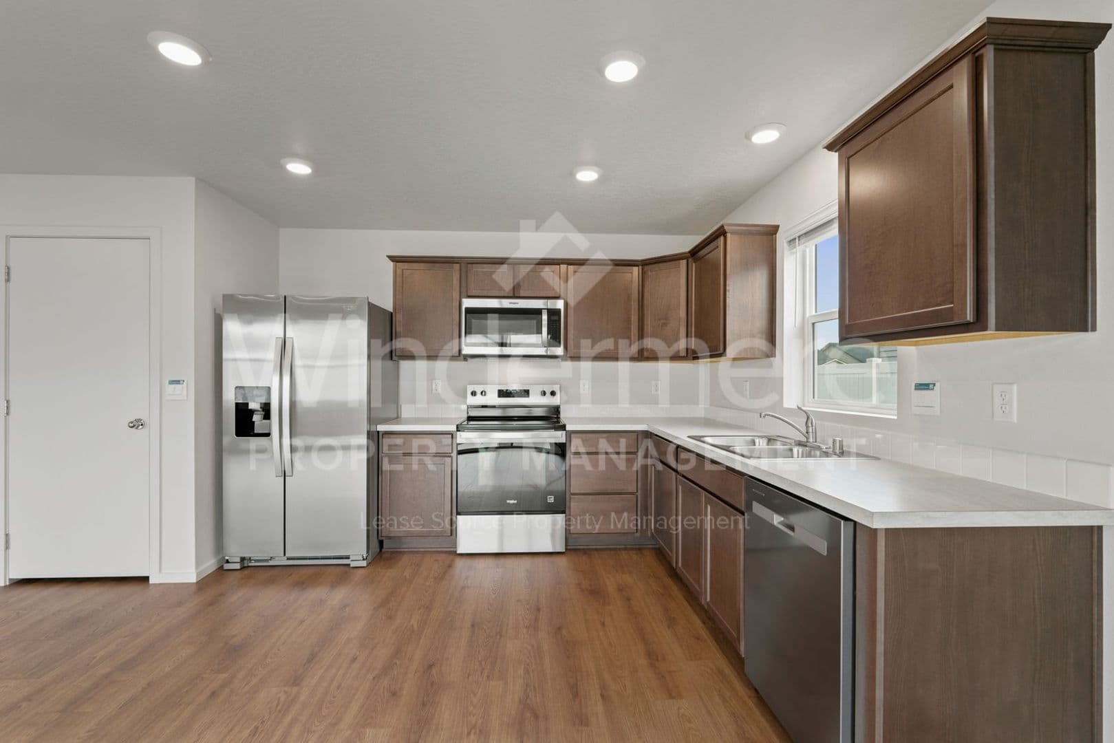 Deer Park House: 1524 E A St