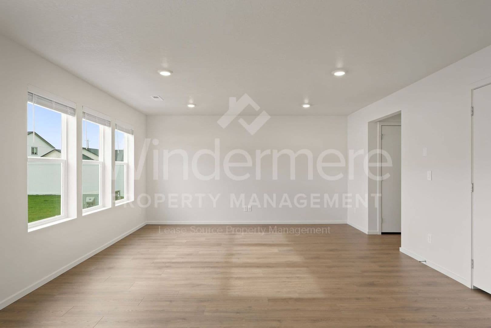 Deer Park House: 1524 E A St