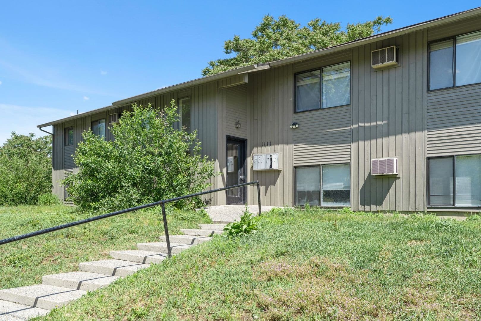 Spokane Apartment: 1111 E 8th