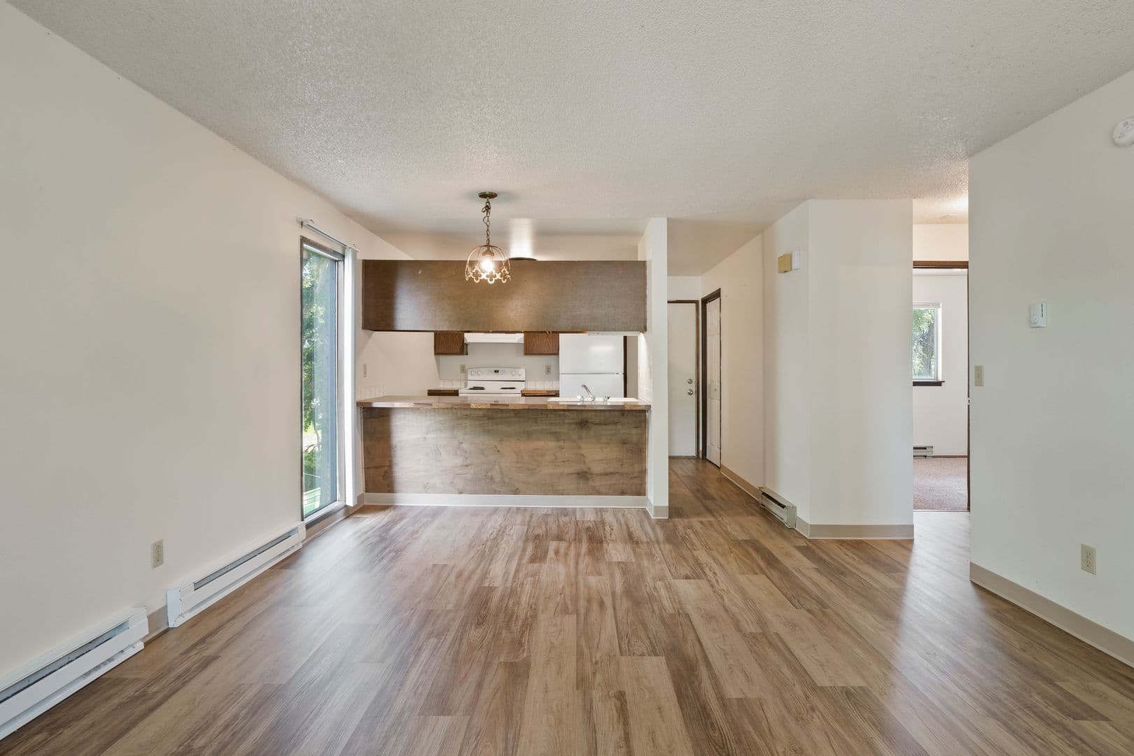Spokane Valley Apartment: 22 N Skipworth