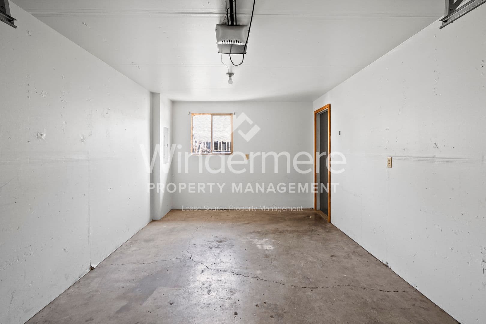 Spokane Apartment: 2702 E 31st