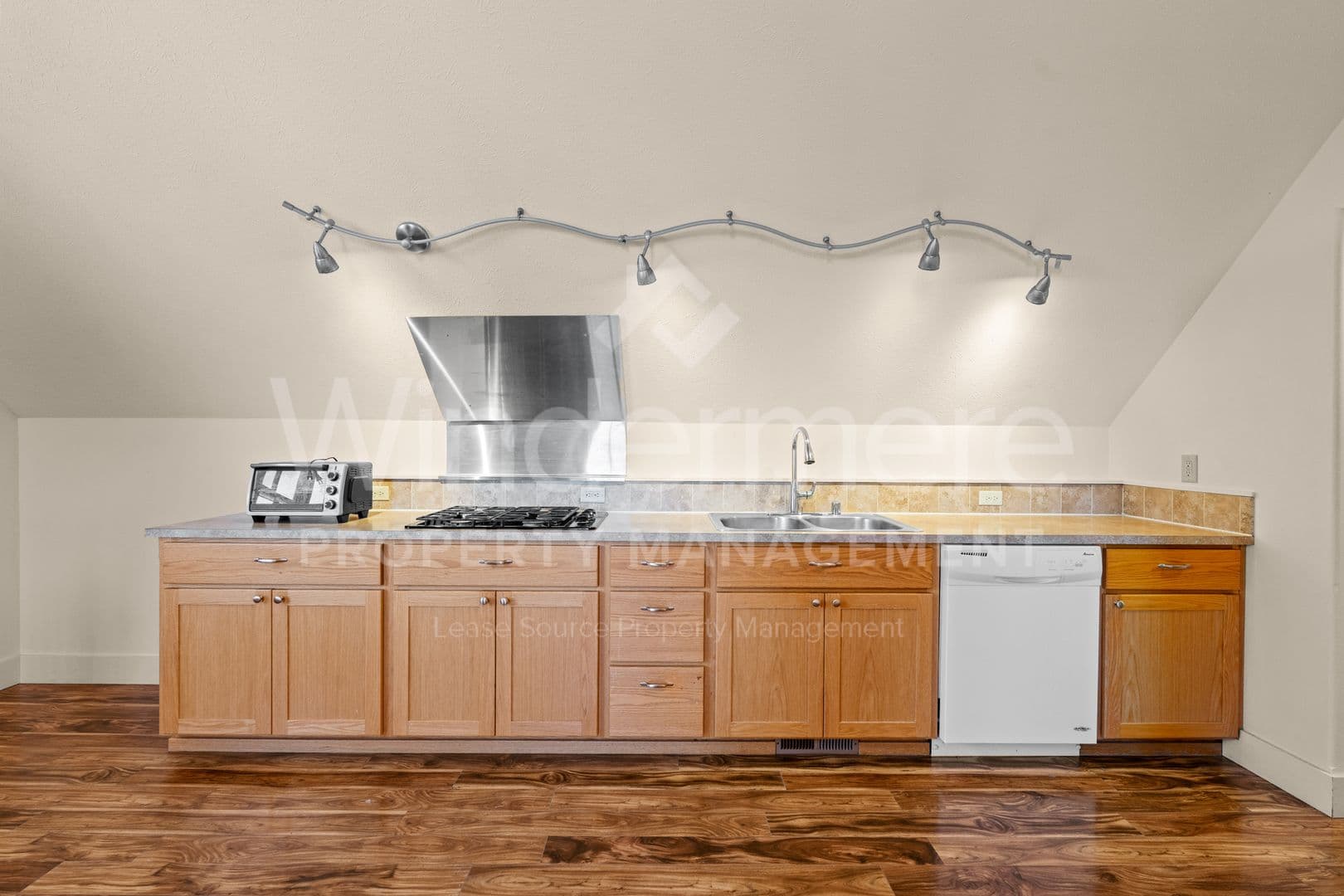 Spokane House: 6616 E Orchard Rd