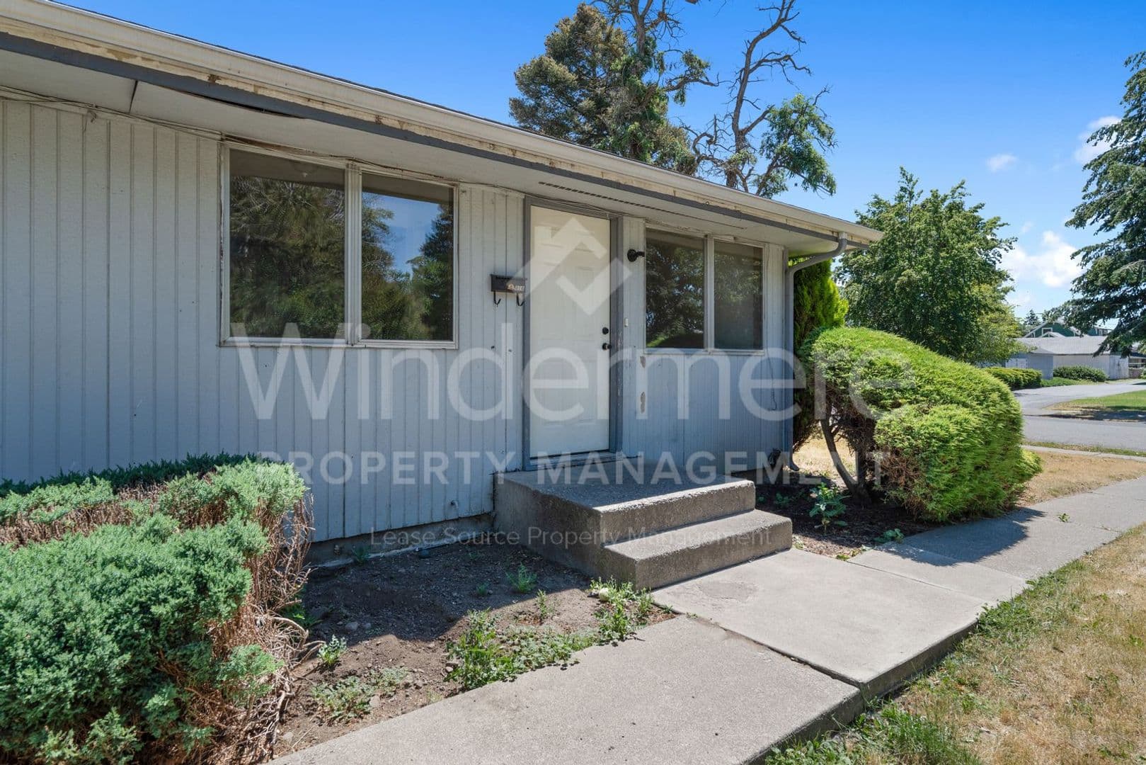 Spokane Apartment: 816 W Cleveland