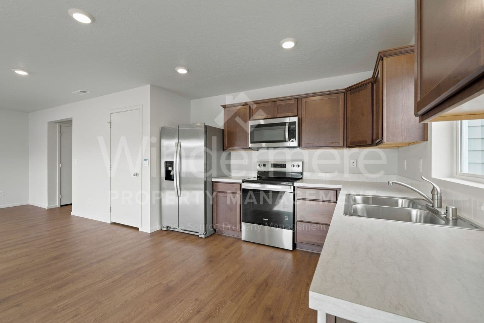 Deer Park House: 1574 E A St