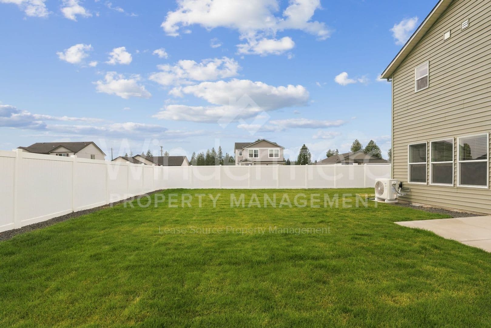 Deer Park House: 1524 E A St