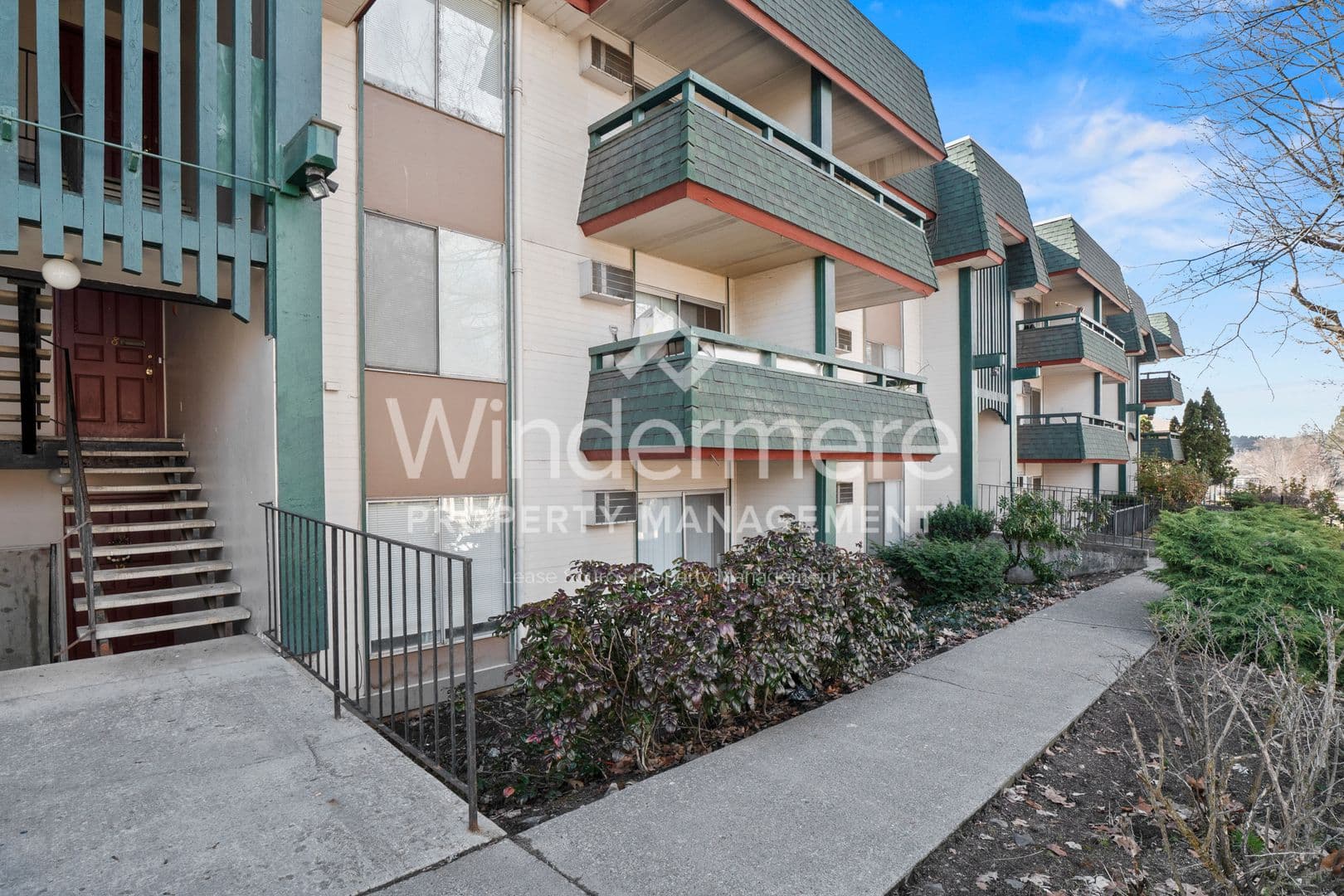 Spokane Apartment: 1611 W. 6th Ave