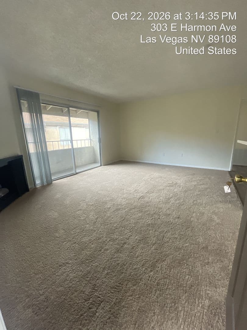 Las Vegas Apartment: 303 E. Harmon Ave