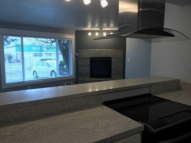 Bellingham Apartment: 2401 Elm St and 2400 Elizabeth St