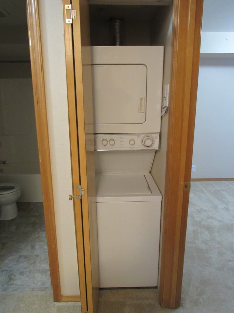 Bellingham Condo: 2715 W. Maplewood Ave #224