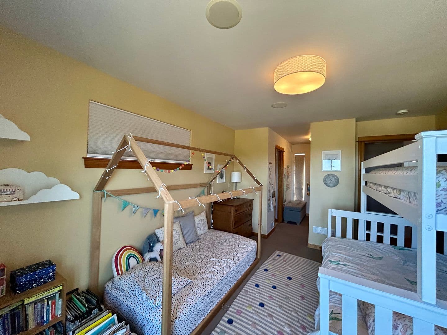 Bellingham House: 1611 S 34th St